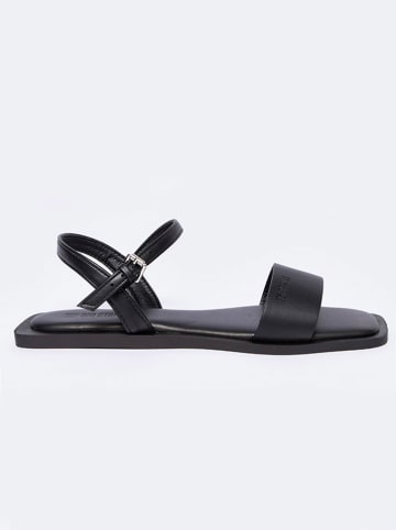 BIG STAR Sandalen in Schwarz