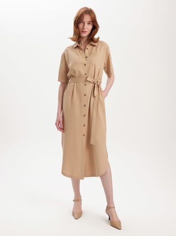 BGN Kleid in Beige