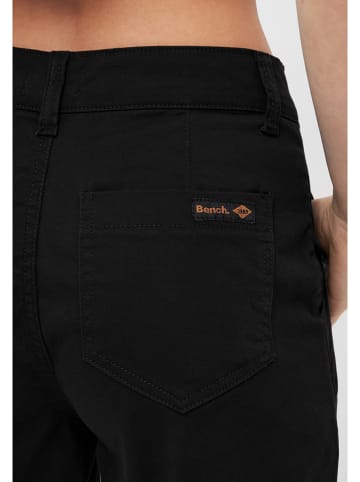 Bench Shorts "Kannon" in Schwarz