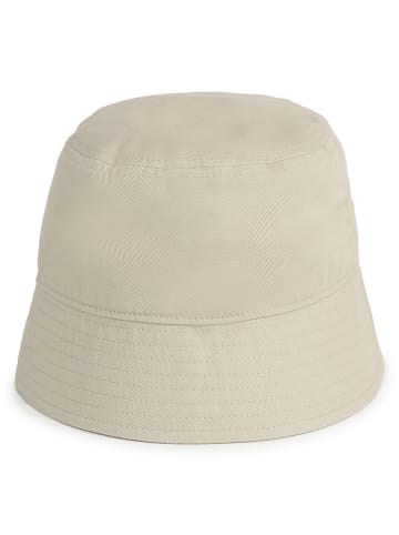 Timberland Hut in Beige