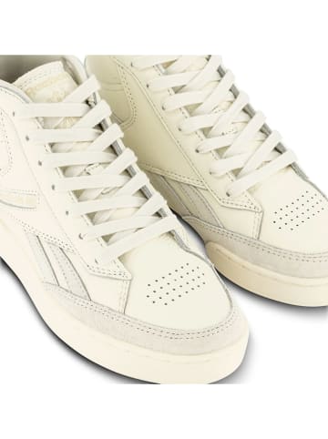 Reebok Skórzane sneakersy "Club C Form Hi" w kolorze białym