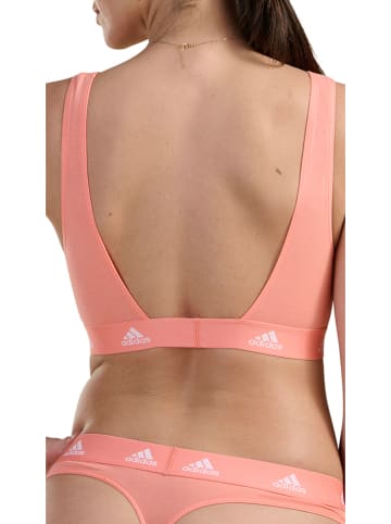 adidas Top w kolorze brzoskwiniowym