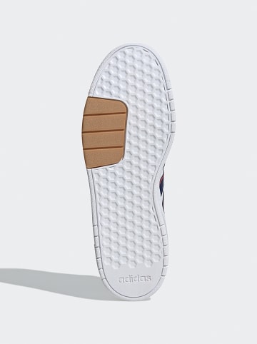 adidas Sneakersy "COURTBEAT" w kolorze białym