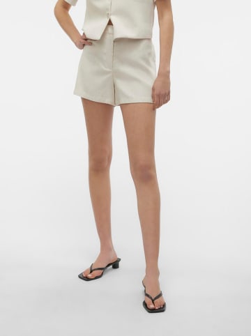 Vero Moda Szorty "Florence" w kolorze kremowym