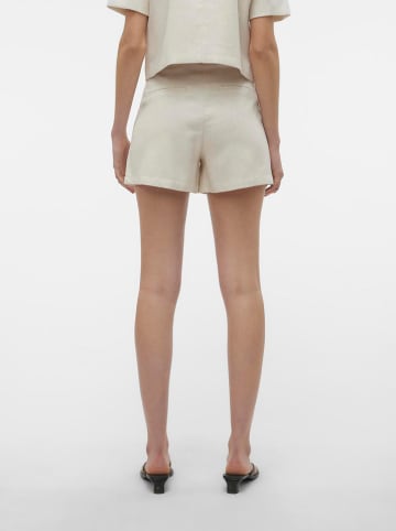 Vero Moda Szorty "Florence" w kolorze kremowym