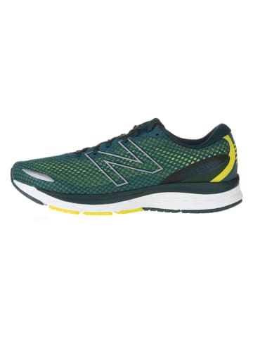 New Balance Buty "Solvi v3" w kolorze zielonym do biegania