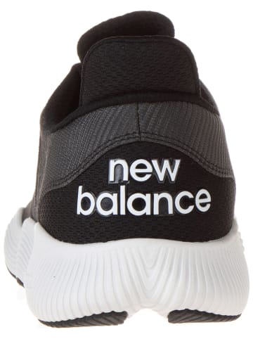 New Balance Buty sportowe "Fuel Cell Shift Trainer" w kolorze czarnym