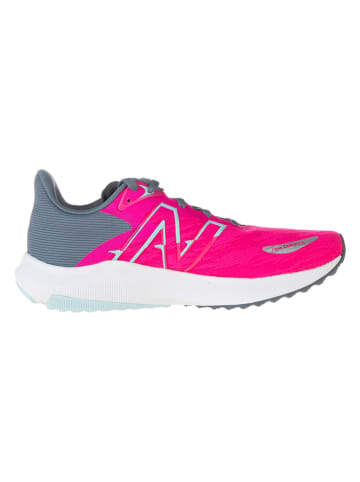 New Balance Hardloopschoenen "Fuel Cell Propel v3" roze