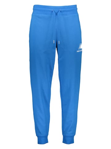 New Balance Spodnie dresowe "Essentials" w kolorze niebieskim