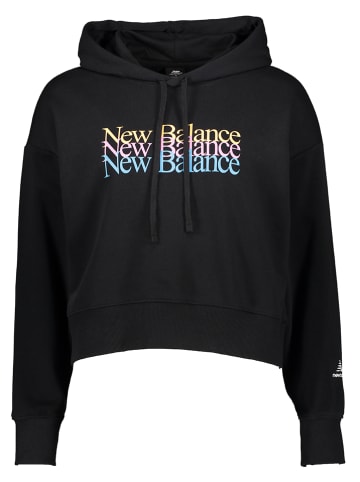 New Balance Hoodie "Essentials Celebrate" in Schwarz