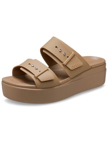 Crocs Pantoletten "Brooklyn Buckle Low Wedge"  in Khaki