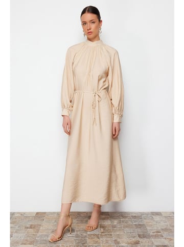 trendyol Kleid in Beige