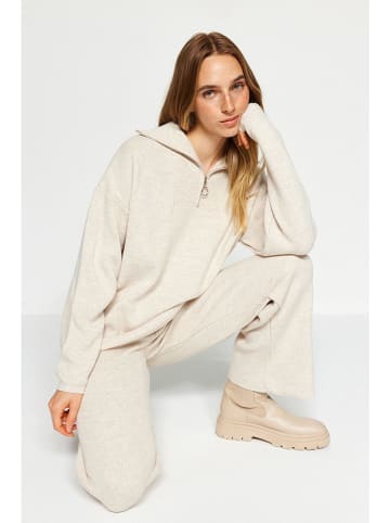 trendyol 2-delige outfit crème