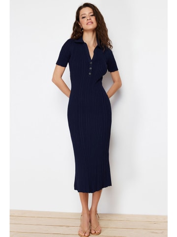 trendyol Strickkleid in Dunkelblau