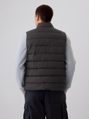 GAP Steppweste in Schwarz