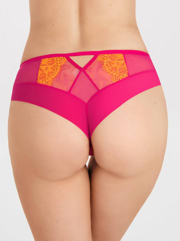 Gorsenia Slip in Pink