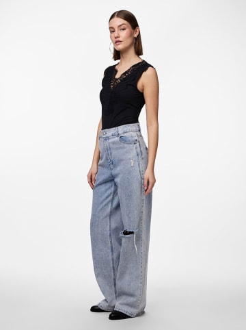 Pieces Top "Ilu" in Schwarz