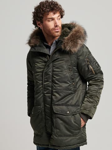 Superdry Płaszcz przejściowy w kolorze oliwkowym