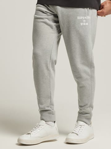 Superdry Sweathose in Grau