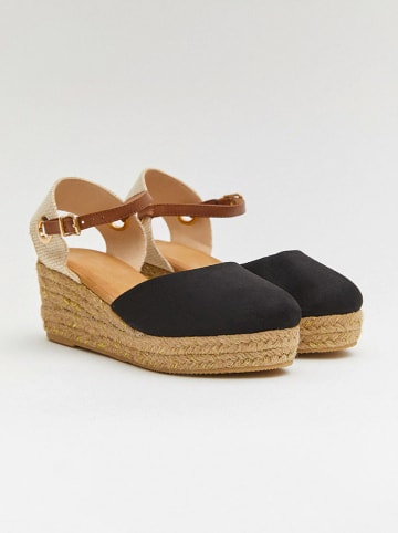 Bellucci Keilpumps in Schwarz