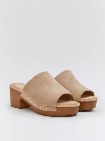 Bellucci Pantoletten in Beige