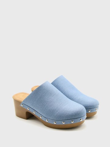 Bellucci Clogs in Hellblau
