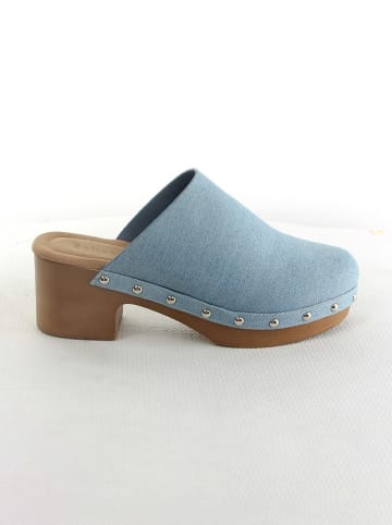 Bellucci Clogs in Hellblau
