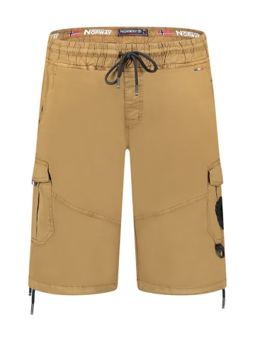 Geographical Norway Bermudy "Pacaro" w kolorze beżowym