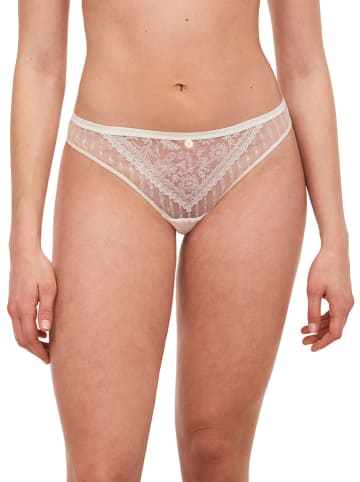 Chantelle String wit