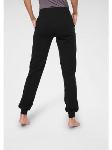 OCEAN SPORTSWEAR Sweathose "Yoga & Relax" in Schwarz