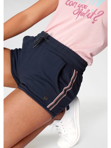 OCEAN SPORTSWEAR Sweatshorts in Dunkelblau