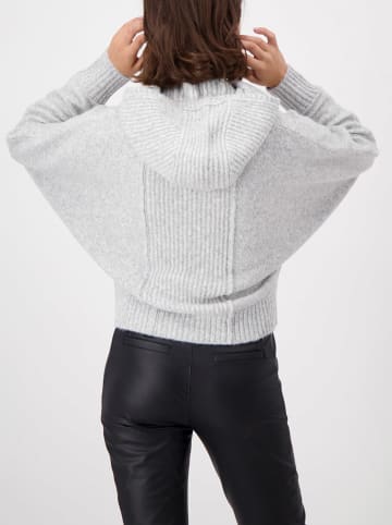 monari Pullover in Hellgrau