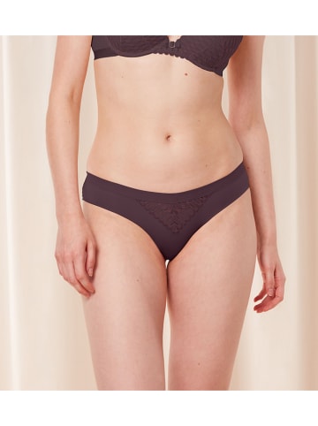 Triumph Slip "Aura Spotlight" rood