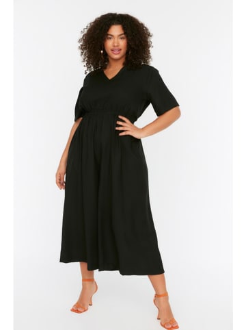 trendyol Jumpsuit in Schwarz