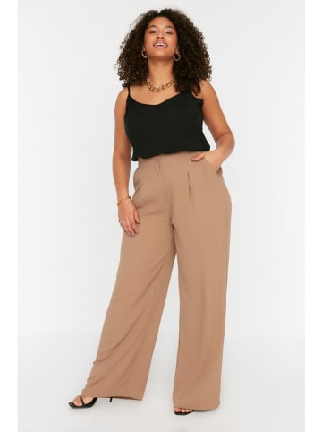 trendyol Marlenehose in Camel