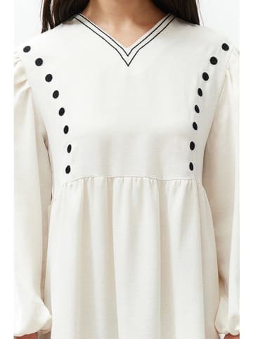 trendyol Kleid in Weiß