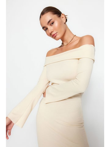 trendyol Kleid in Sand