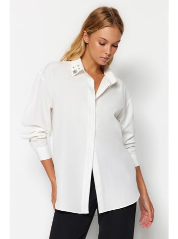 trendyol Bluse in Weiß