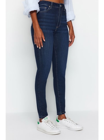 trendyol Jeans - Skinny fit - in Dunkelblau