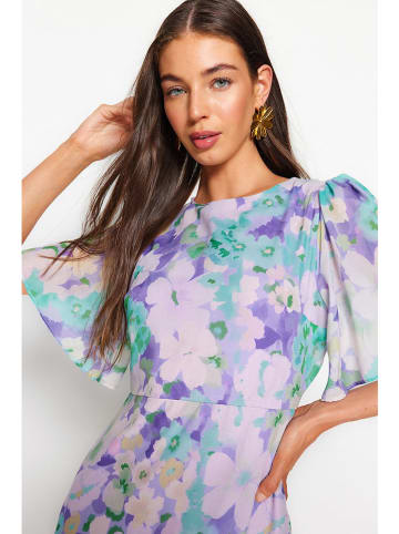 trendyol Kleid in Flieder/ Türkis