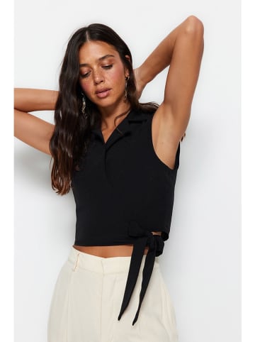 trendyol Top in Schwarz