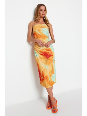 trendyol Kleid in Orange/ Mint