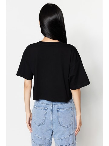 trendyol Shirt in Schwarz