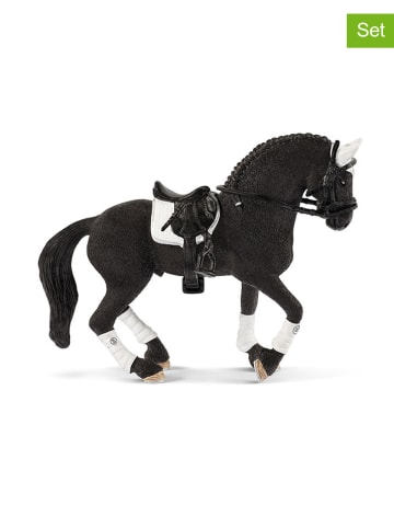 Schleich 4-częściowy zestaw "Friesian Stallion Riding Tournament" - 5+