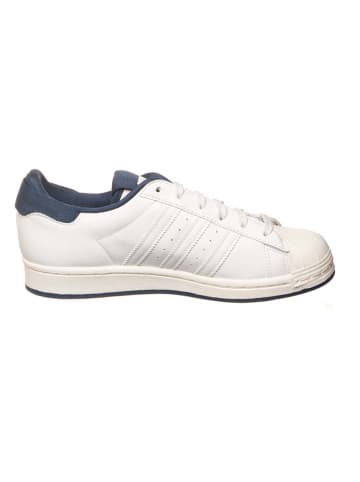 adidas Sneakersy "Superstar" w kolorze biało-granatowym