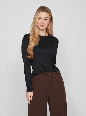 Vila Longsleeve in Schwarz