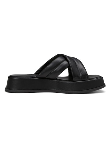 Marc O'Polo Shoes Skórzane klapki w kolorze czarnym