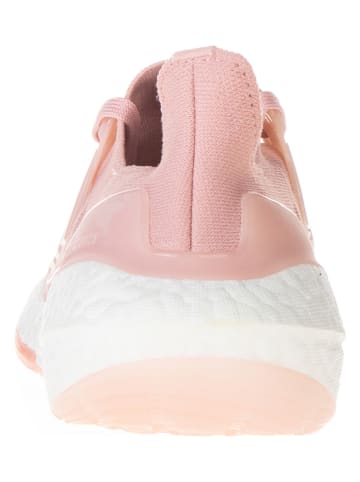 adidas Buty "Ultraboost 22" w kolorze jasnoróżowym do biegania