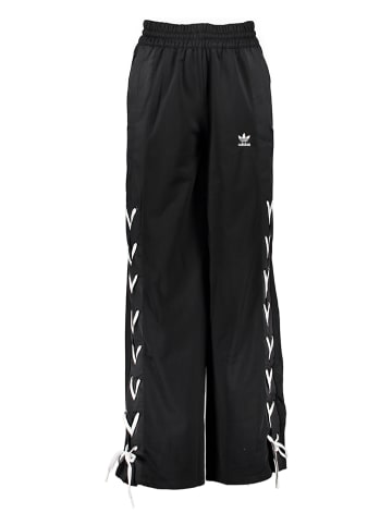 adidas Spodnie dresowe w kolorze czarnym