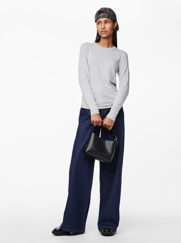 Pieces Longsleeve in Grau
